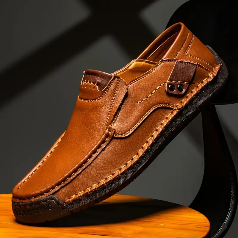 2026 EaseStep™ Classic Hand-Stitched Leather Loafers – Comfortable, Supportive, Slip-On