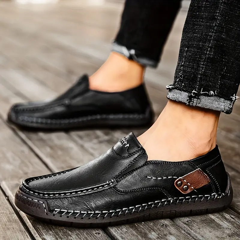 2026 EaseStep™ Classic Hand-Stitched Leather Loafers – Comfortable, Supportive, Slip-On
