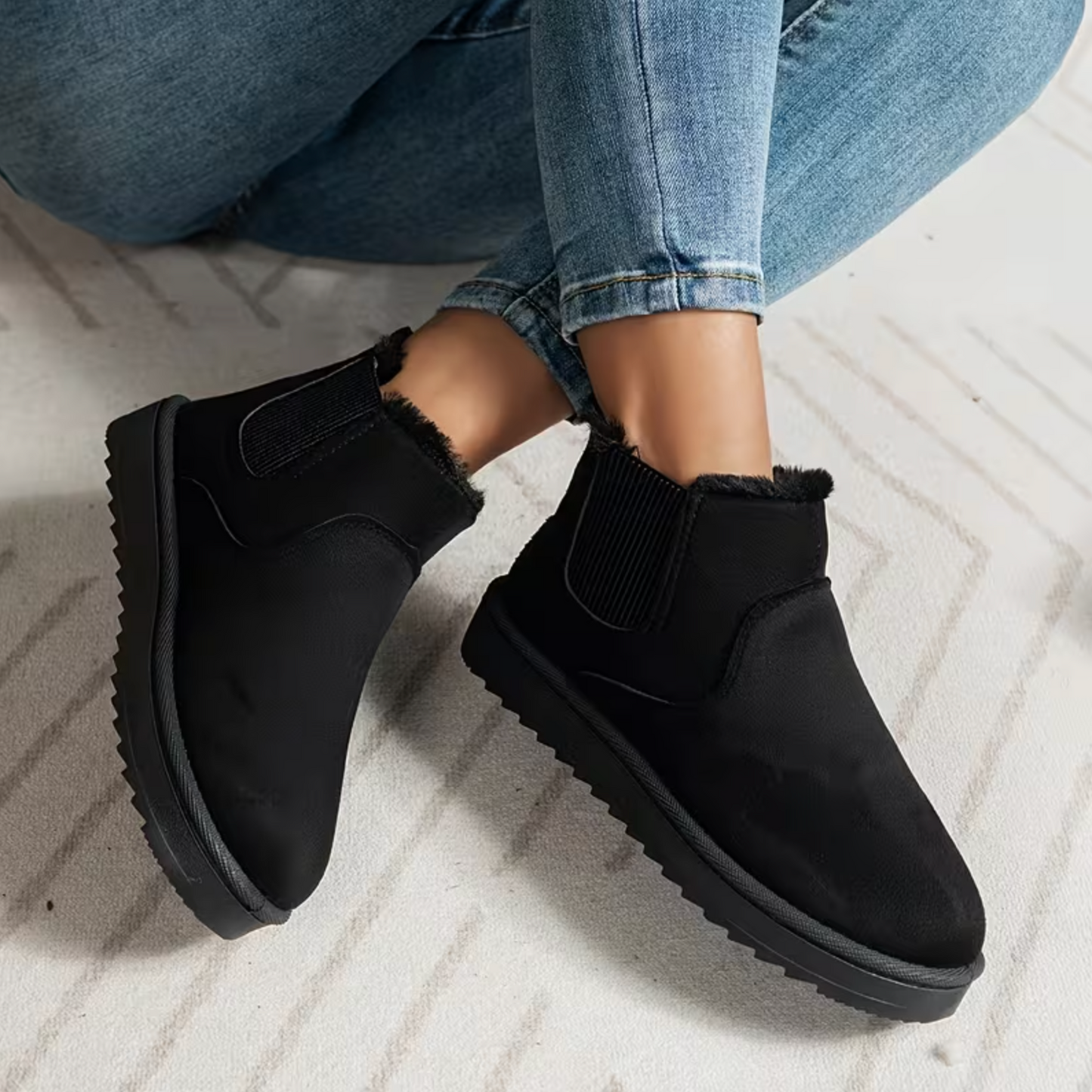 Women’s Plush-Lined Ankle Boots – Lightweight Slip-On, Wide-Friendly Comfort