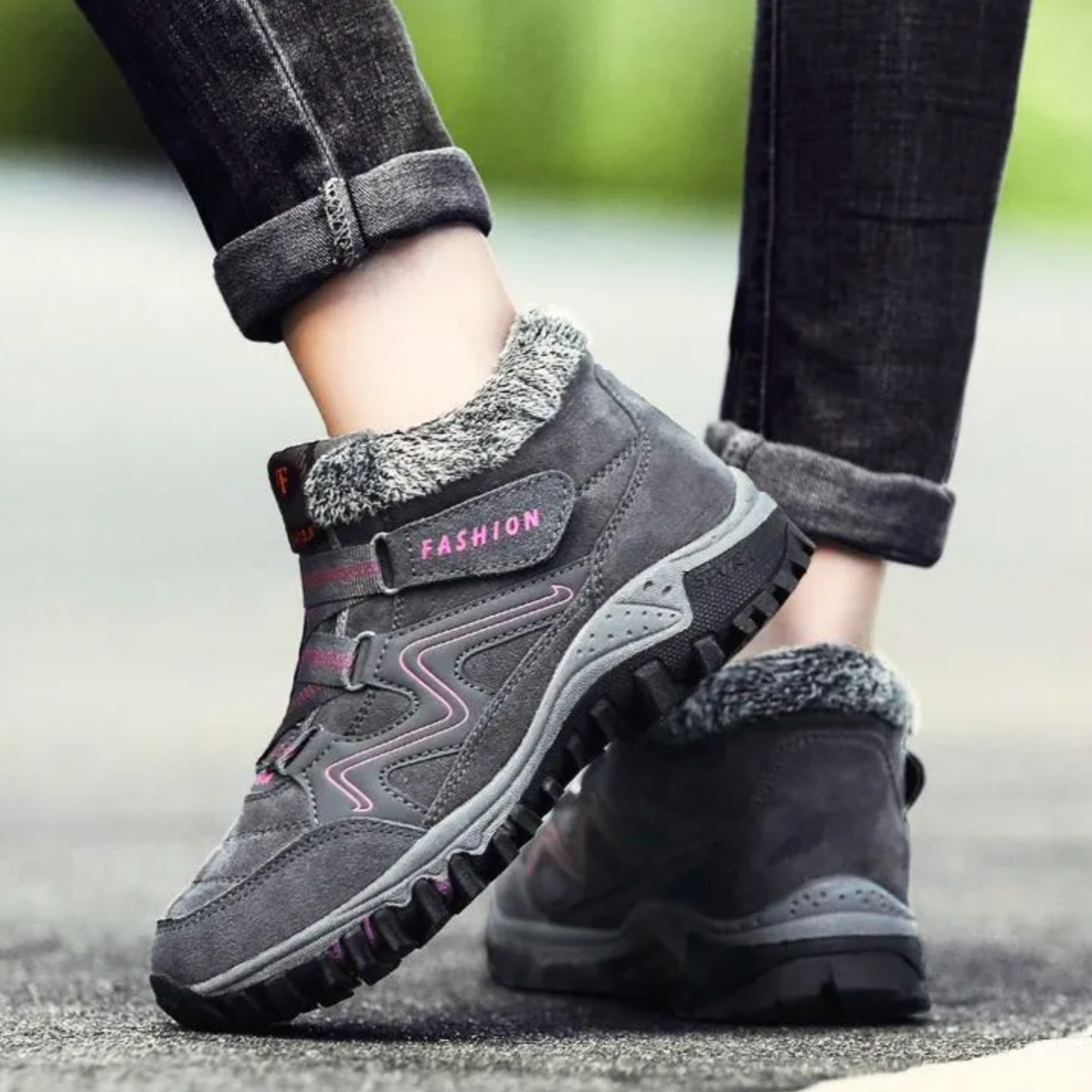WinterGuard™ Orthopedic Snow Boots for Wide & Sensitive Feet - Waterproof & Warm